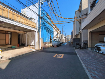 �O�ʓ��H�܂ތ��n�ʐ^ -