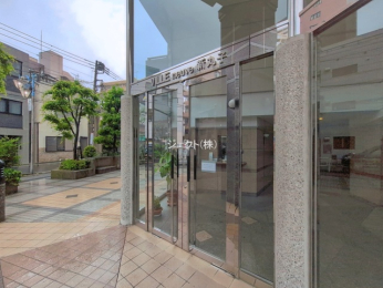 �G���g�����X -