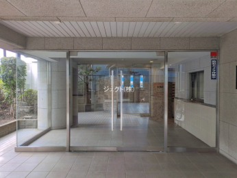 �G���g�����X -